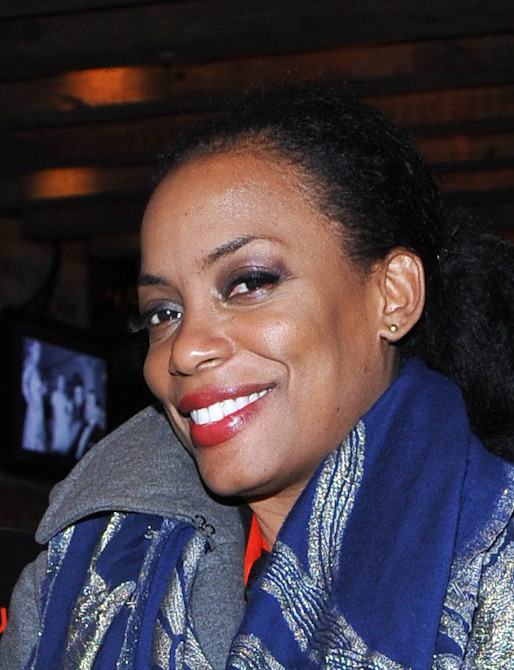 Aunjanue Ellis